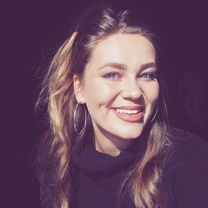 Meet your Posher, Zoë